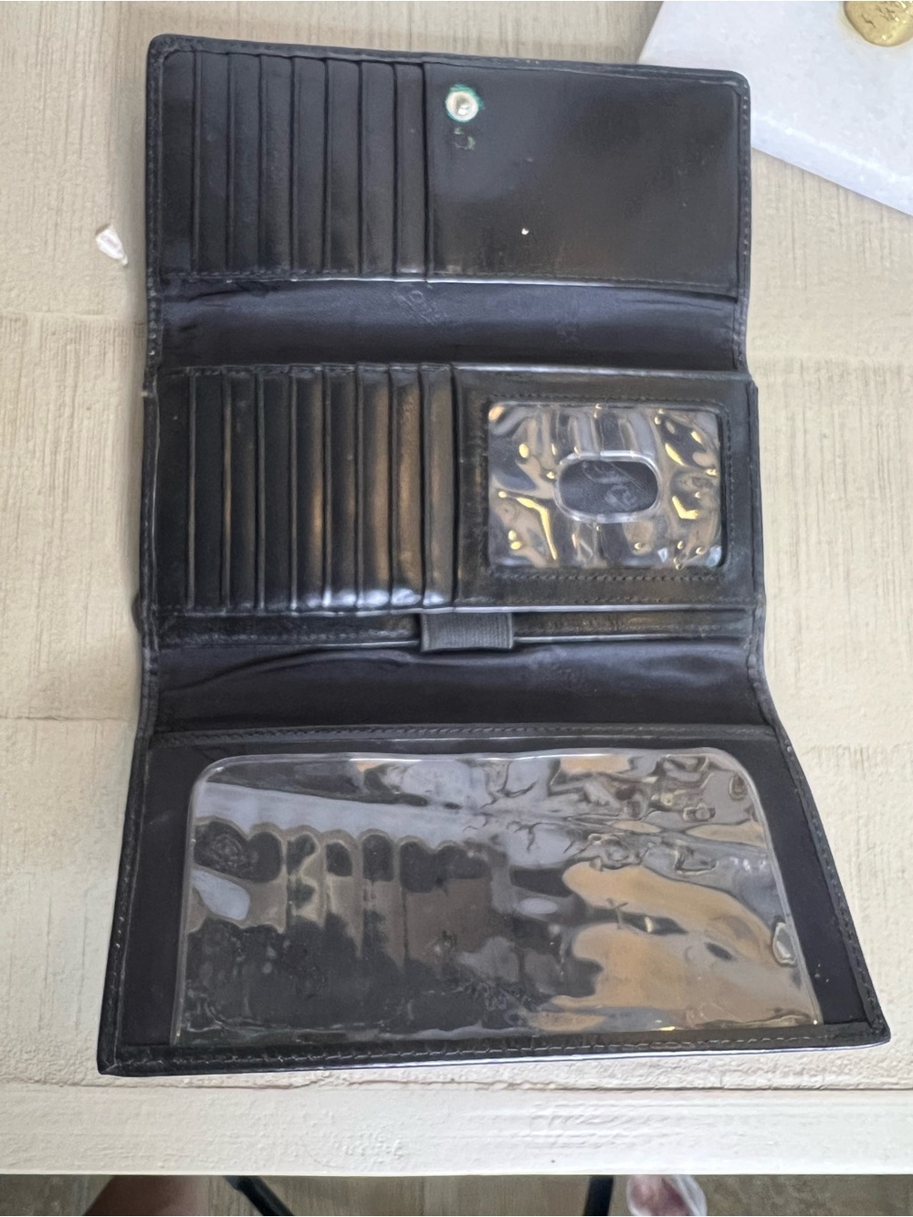 Fossil Black Stitched Leather Wallet - Picture 2 of 4